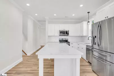 301 Portland Circle, Greenwood, SC 29649 - Photo 8