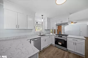 409 Strange Rd, Taylors, SC 29687 - Photo 6