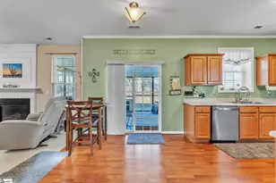 16 Semmelrock Dr, Simpsonville, SC 29680 - Photo 8