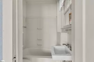 304 Cedar St, Clinton, SC 29325 - Photo 20