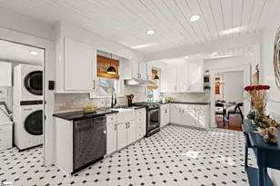 211 Grove Rd, Greenville, SC 29605 - Photo 10