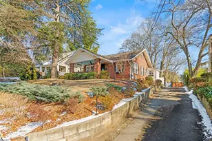 211 Grove Rd, Greenville, SC 29605 - Photo 2