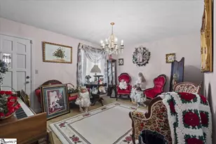 500 W Rutherford St, Landrum, SC 29356 - Photo 8