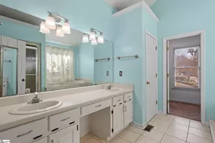 208 Woodbridge Ct, Easley, SC 29642 - Photo 14