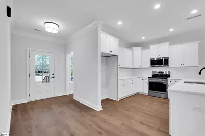 408 Falcons Lair West Drive, Walhalla, SC 29691 - Photo 4