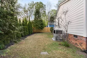 1005 Summit Dr, Greenville, SC 29609 - Photo 32