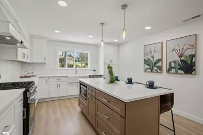 1005 Summit Drive, Greenville, SC 29609 - Photo 16