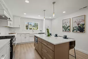 1005 Summit Dr, Greenville, SC 29609 - Photo 16