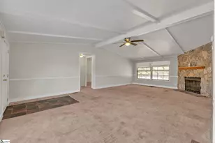 3079 Lakeview Dr, Laurens, SC 29360 - Photo 4