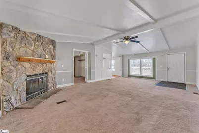 3079 Lakeview Drive, Laurens, SC 29360 - Photo 8
