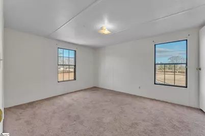 3079 Lakeview Drive, Laurens, SC 29360 - Photo 14