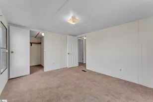 3079 Lakeview Dr, Laurens, SC 29360 - Photo 12