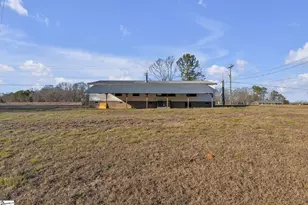 3079 Lakeview Dr, Laurens, SC 29360 - Photo 32