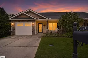 47 Hillsborough Dr, Anderson, SC 29621 - Photo 2