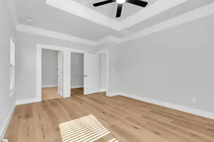 624 Lombard Dr, Boiling Springs, SC 29316 - Photo 16