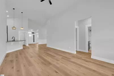 624 Lombard Drive, Boiling Springs, SC 29316 - Photo 6