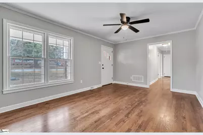 614 Heathwood Drive, Taylors, SC 29687 - Photo 4