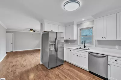 614 Heathwood Drive, Taylors, SC 29687 - Photo 10