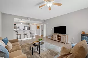 10 E Washington St, Greenville, SC 29601 - Photo 8