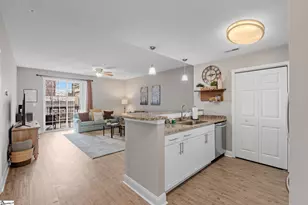 10 E Washington St, Greenville, SC 29601 - Photo 4