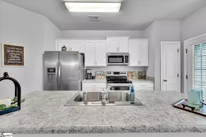 105 Moorlyn Lane, Greer, SC 29650 - Photo 6