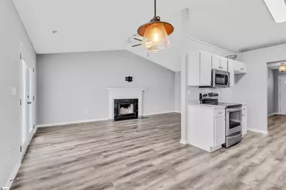 102 W Fall River Way, Simpsonville, SC 29680 - Photo 8