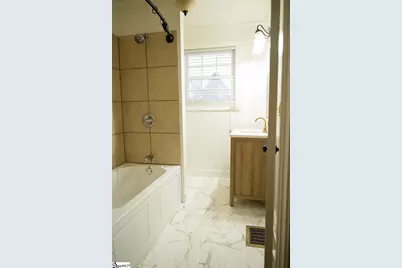 16089 Highway 101 S Highway, Gray Court, SC 29645 - Photo 4