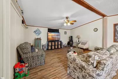 589 Ross Hill Road, Gaffney, SC 29341 - Photo 2