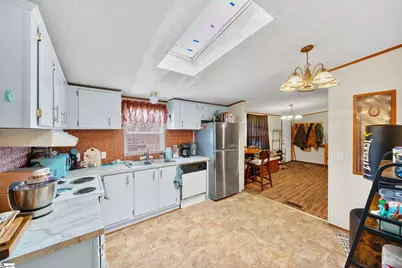 589 Ross Hill Road, Gaffney, SC 29341 - Photo 6