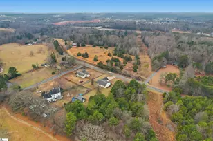 504 Log Shoals Rd, Greenville, SC 29607 - Photo 32