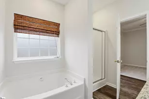 504 Log Shoals Rd, Greenville, SC 29607 - Photo 14