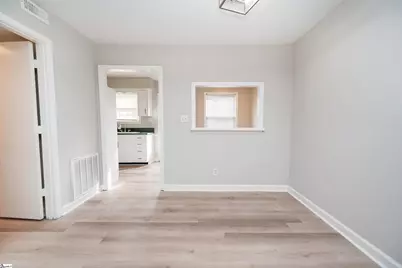 1466 B Dover Road, Spartanburg, SC 29301 - Photo 4