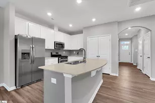 318 E Compass Wy, Easley, SC 29640 - Photo 4