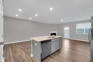 318 E Compass Wy, Easley, SC 29640 - Photo 6