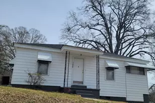 102 High St, Laurens, SC 29360 - Photo 1