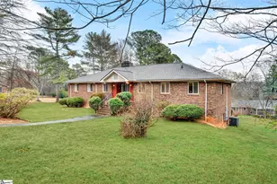 455 Mockingbird Ln, Spartanburg, SC 29307 - Photo 2
