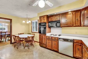 455 Mockingbird Ln, Spartanburg, SC 29307 - Photo 14