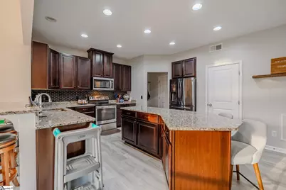 9 Chapel Hill Lane, Simpsonville, SC 29630 - Photo 8