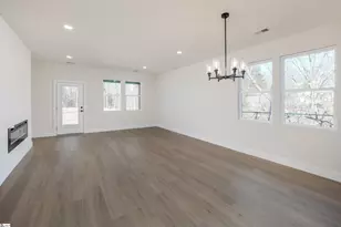 10 Pine Dr, Taylors, SC 29687 - Photo 2