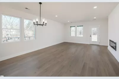 12 Pine Drive, Taylors, SC 29687 - Photo 2