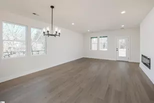 12 Pine Dr, Taylors, SC 29687 - Photo 2