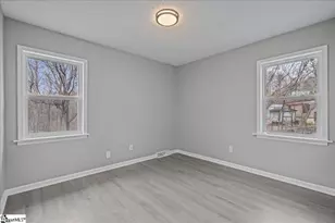 326 Millbank Rd, Wellford, SC 29385 - Photo 12