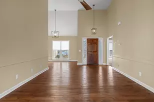 404 Grayson Dr, Moore, SC 29369 - Photo 8