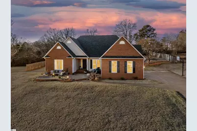 404 Grayson Drive, Moore, SC 29369 - Photo 1