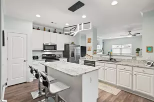 228 Louisville Dr, Greenville, SC 29607 - Photo 10