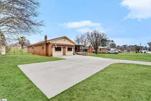 1605 E Durst Ave, Greenwood, SC 29649 - Photo 28