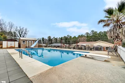 1605 E Durst Avenue, Greenwood, SC 29649 - Photo 26