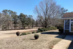 1305 Summers Dr, Pendleton, SC 29670 - Photo 4