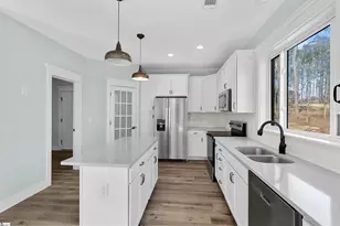 115 Elliott Cir, McCormick, SC 29835 - Photo 4