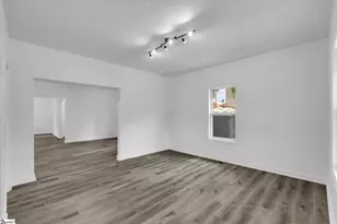 158 Seay St, Spartanburg, SC 29306 - Photo 4